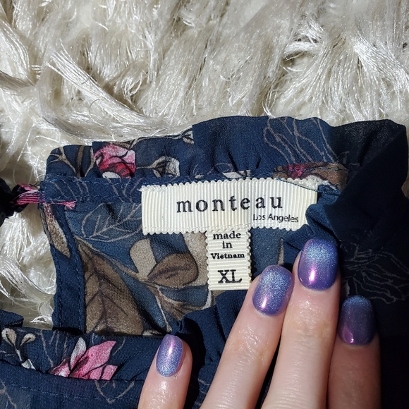 Floral Longsleeve Blouse - Picture 4 of 10